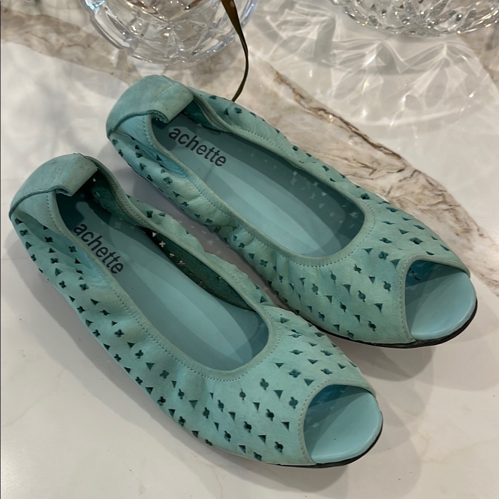 GUC Arche cutout design slip on peep toe nubuck suede seafoam green ballet flats